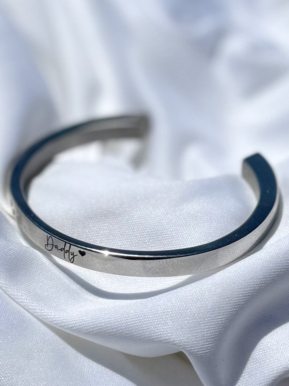 Personalised Memorial Ashes Bangle – Stainless Steel Keepsake Bracelet