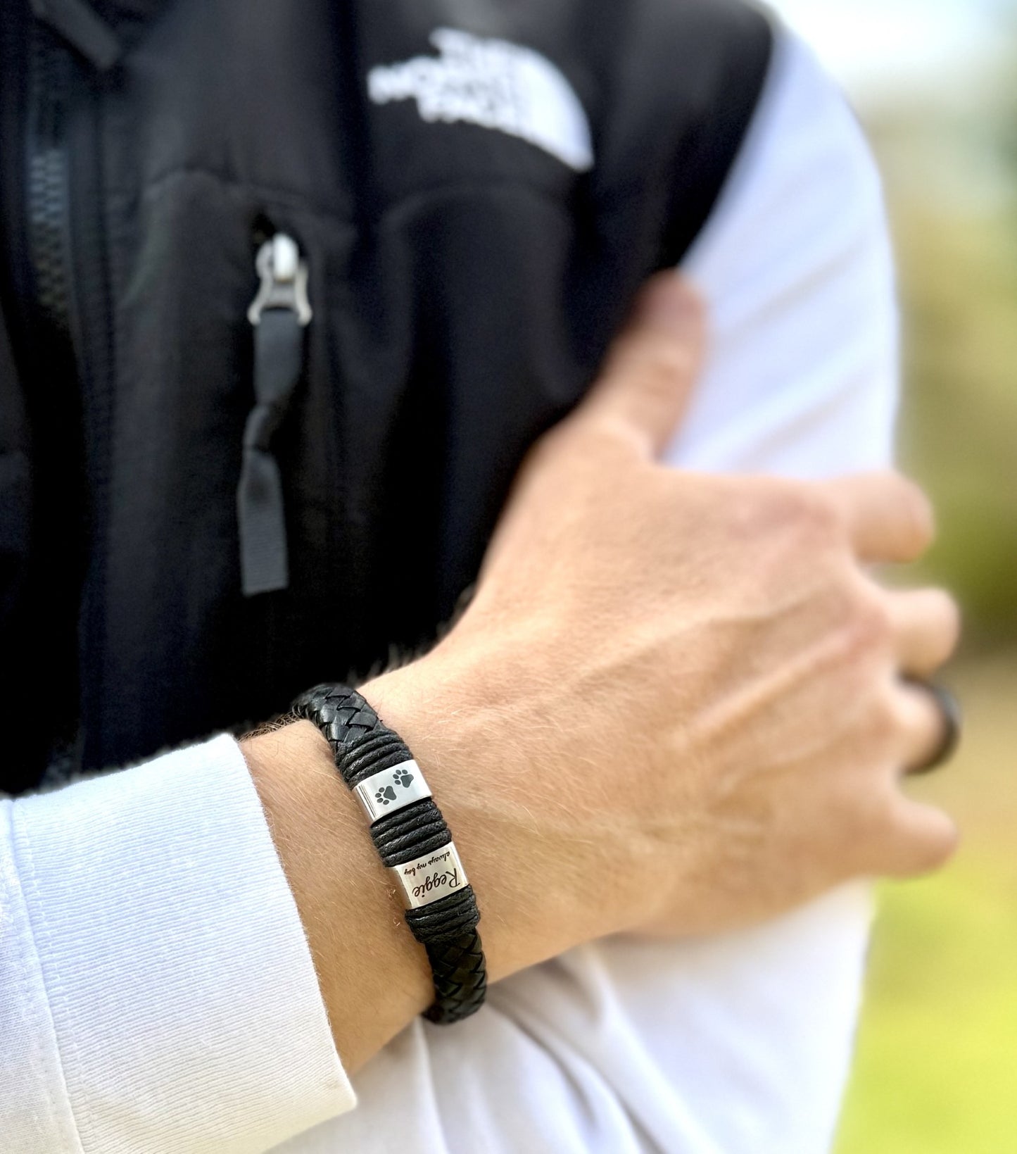 Black and Silver Urn Clasp Bracelet